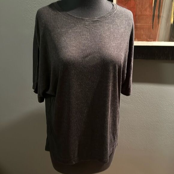 Vince dark heathery gray crewneck short sleeve oversized tee. XS - Picture 1 of 4
